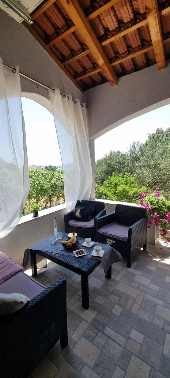 Apartman Rabatin Sveti Filip i Jakov Exteriér fotografie
